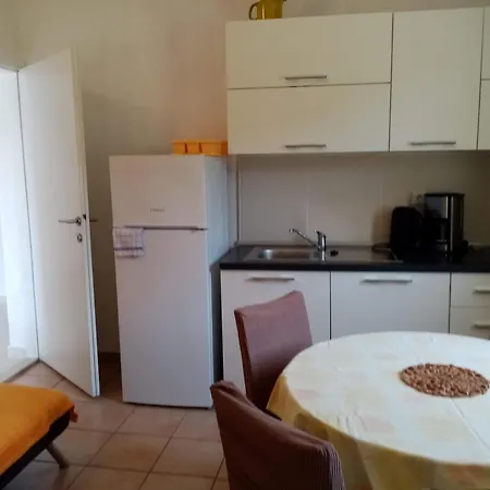Apartman Nar *
