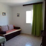 Nar *