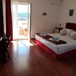 Nar * Vinišće