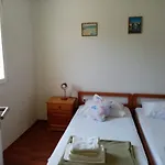 Nar *