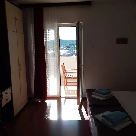 Nar *